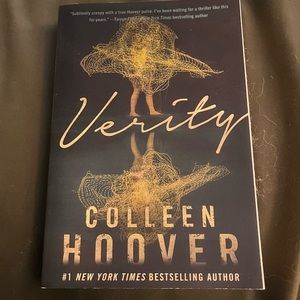 Verity by Colleen Hoover